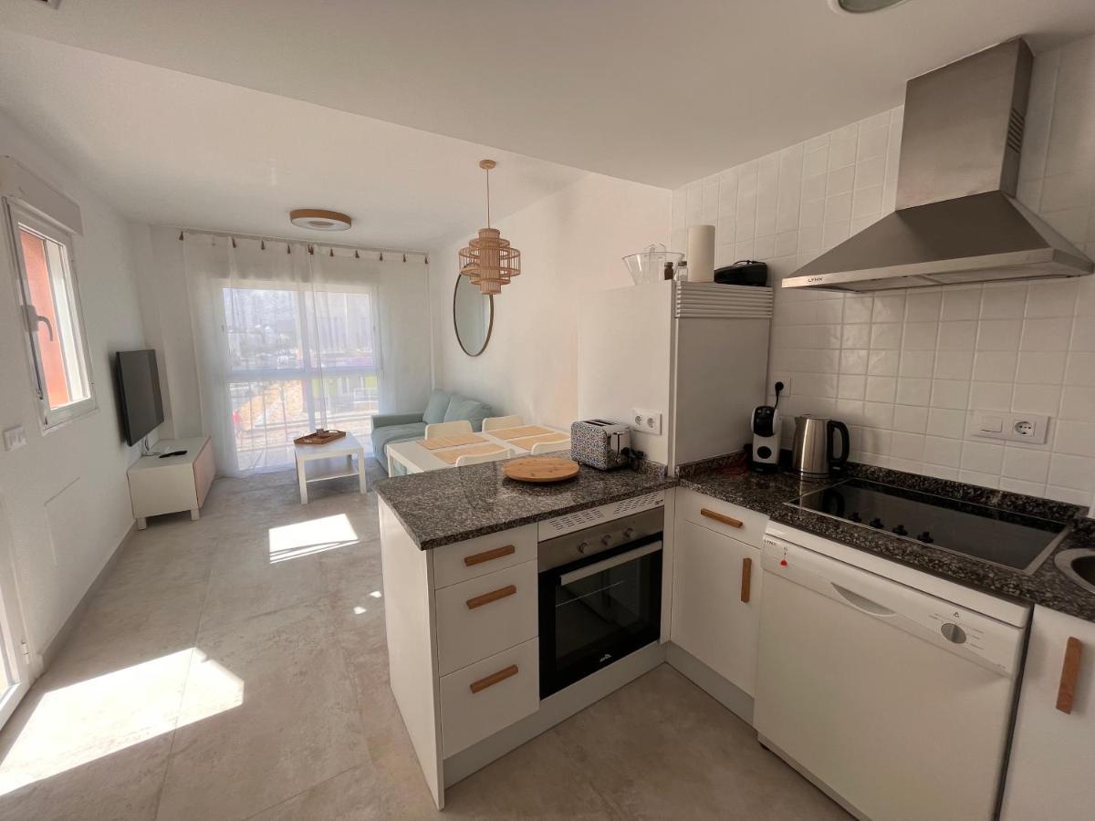 Atico Helena Con Solarium Y Jacuzzi Privado En Laguna Vera